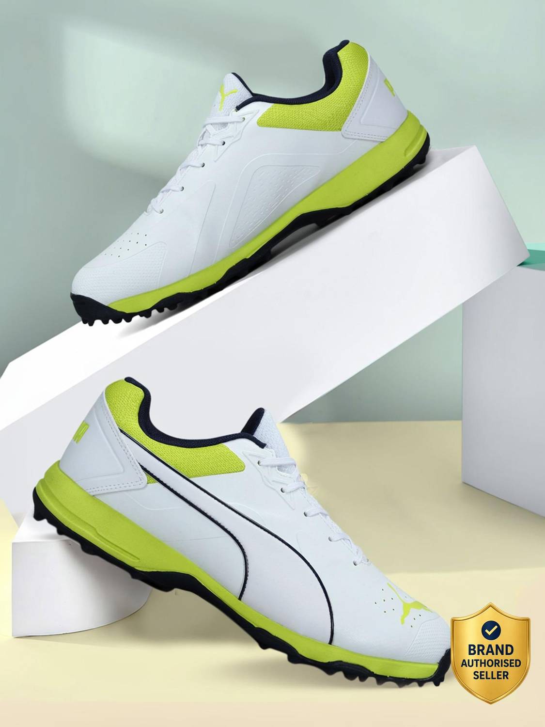 PUMA Cricket Ultra Cricket Shoes For Men - Image 1