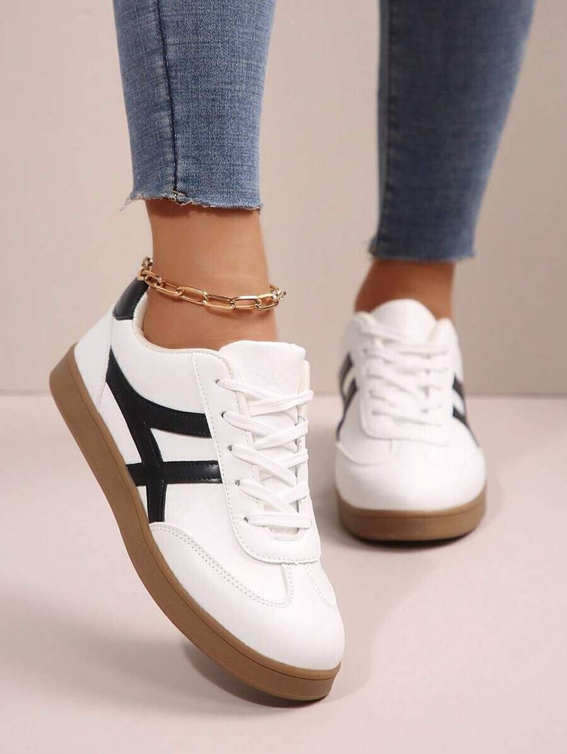 Layasa Colorblock Flat with Ultra Soft Cushion Shoes for Women - Image 5