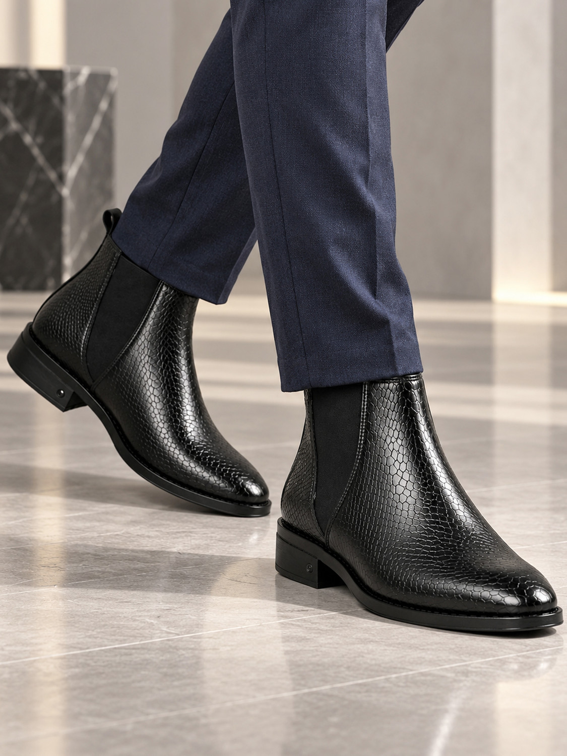 Image of KILLER Chelsea Boot Boots For Men (Black, 8)