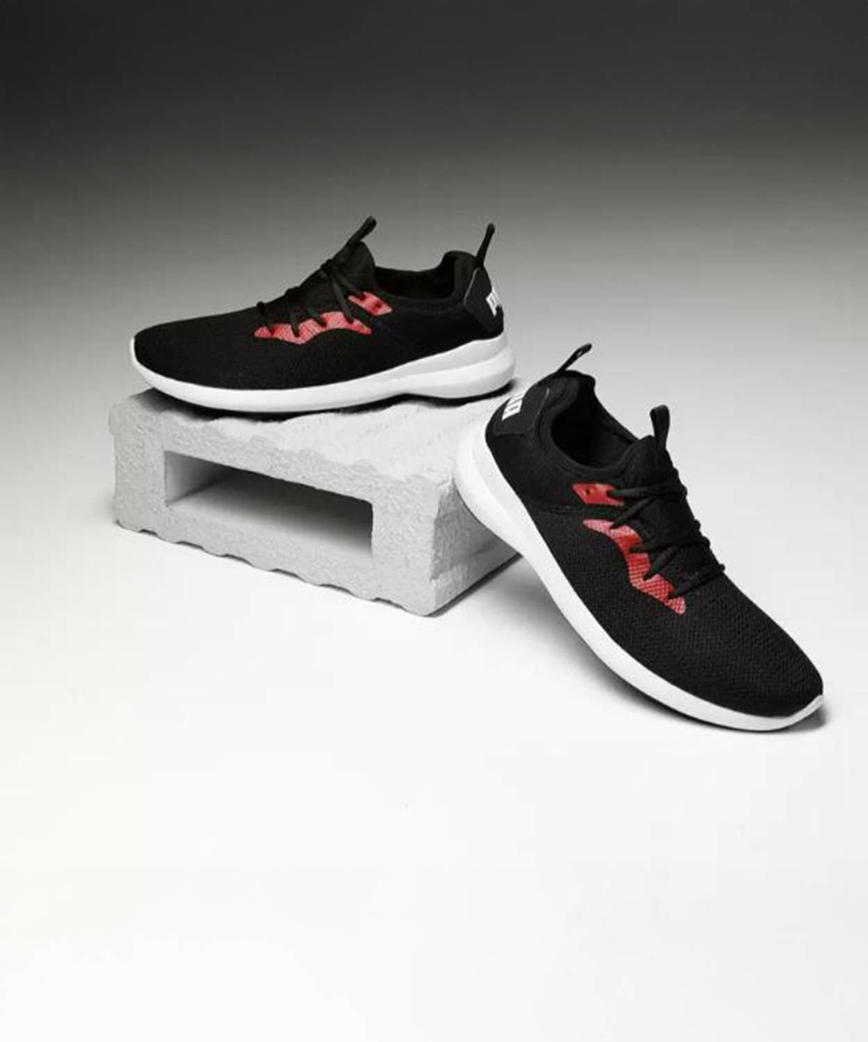 PUMA Corode IDP Black Men's Sneakers - Image 2