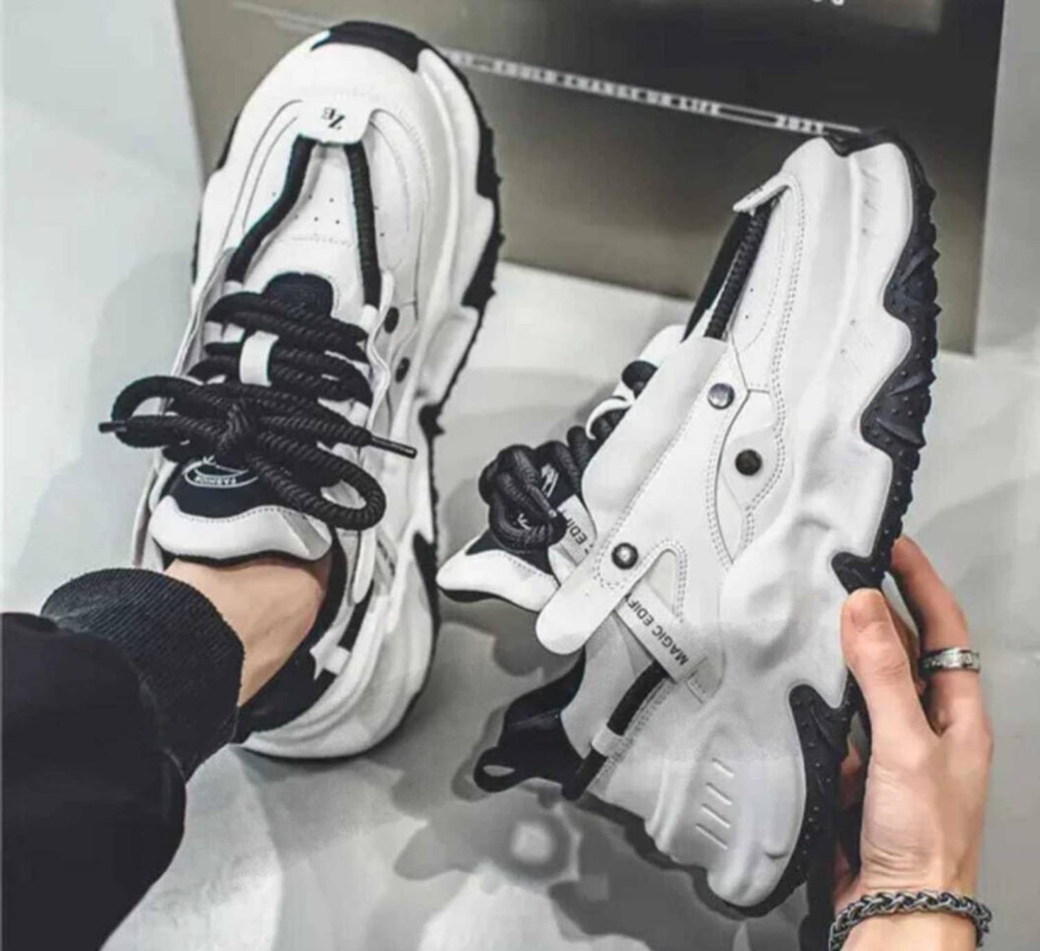 VECHLO Sneakers For Men - Image 2
