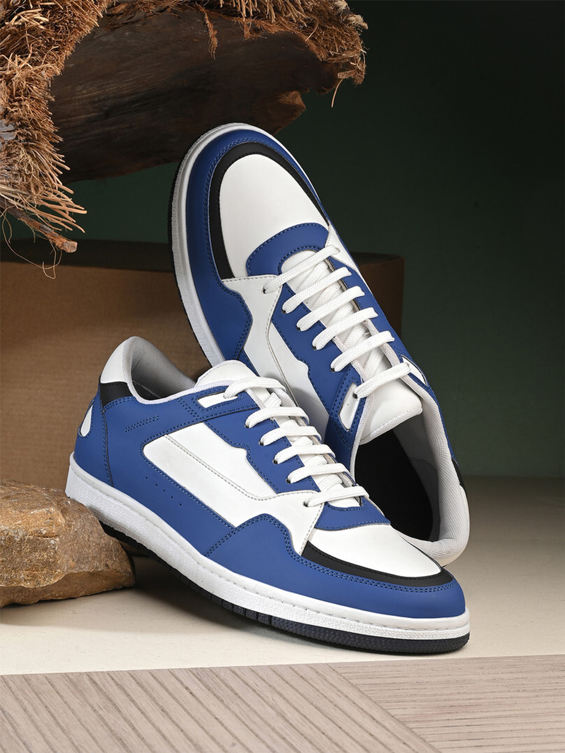 Image of Roadster Men The Lifestyle Co. Men Colourblocked Mid-Top Lace-Ups Casual Sneakers Sneakers For Men