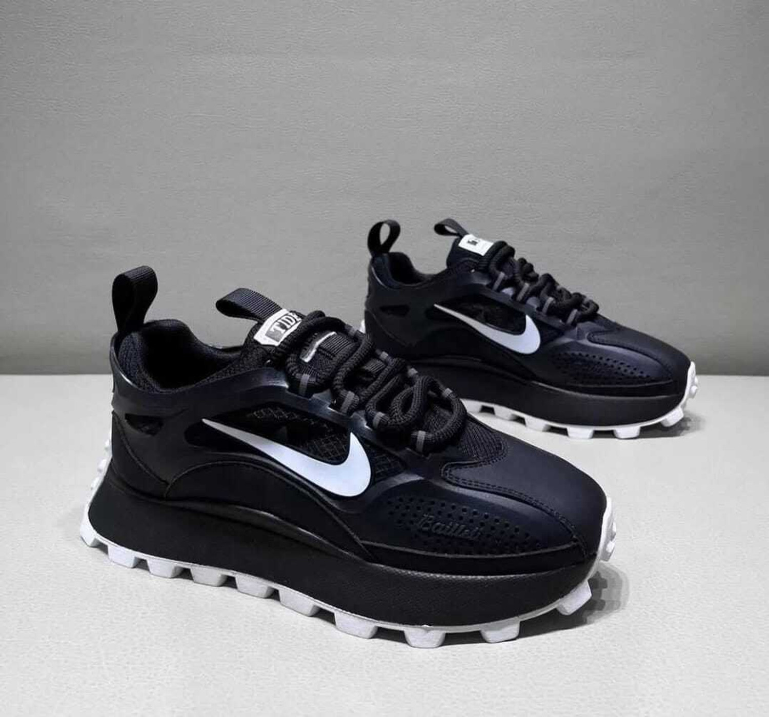 Image of ZACIO Sneakers For Men