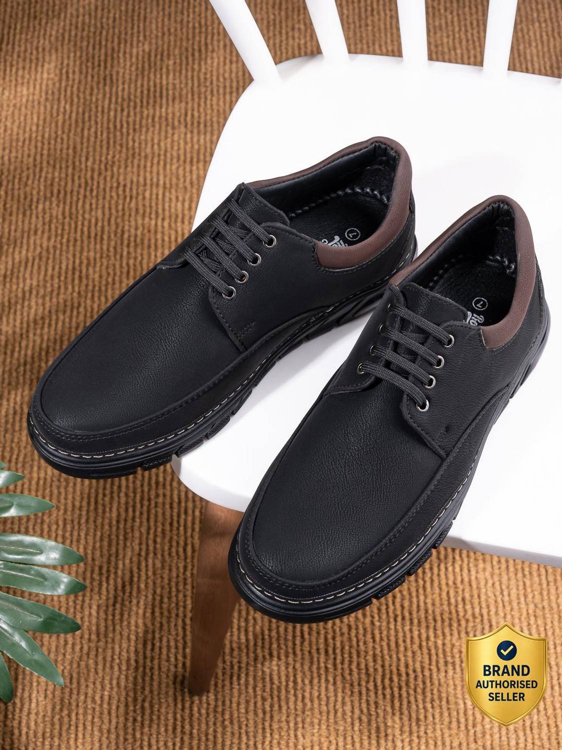 Roadster Casual Boat Shoes for Men (Black)