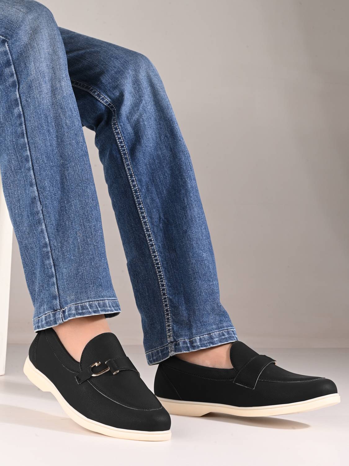 BELLION Black Loafers for Men - Image 3