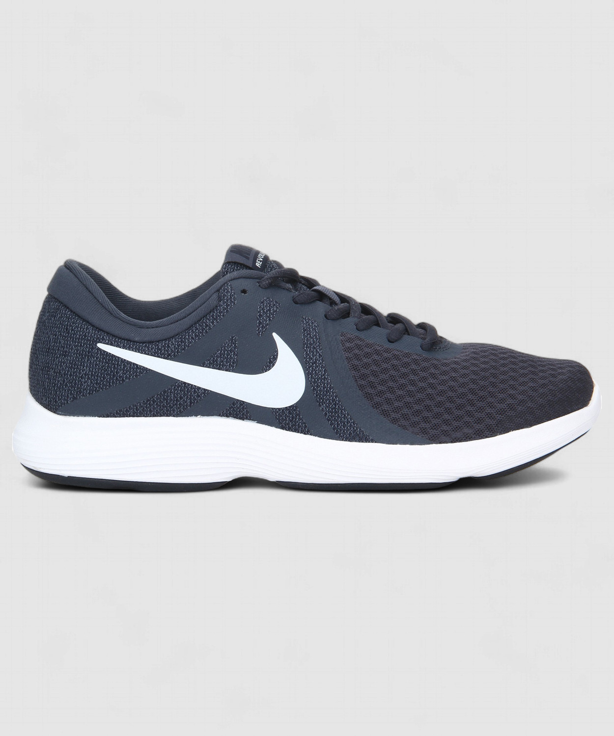 men nike revolution 4