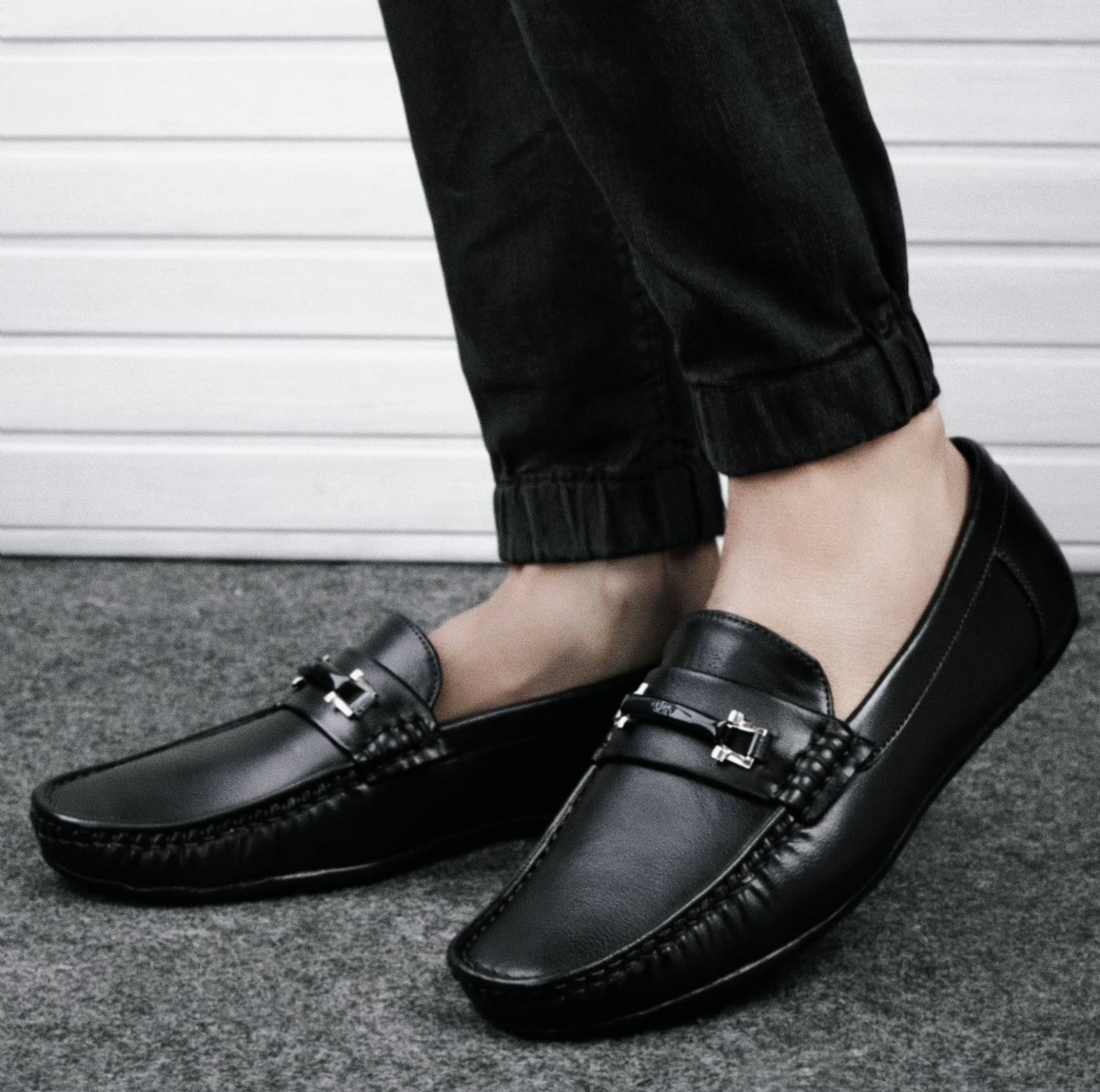 Stride Up Stylish Partywear Casuals For Men - Image 2