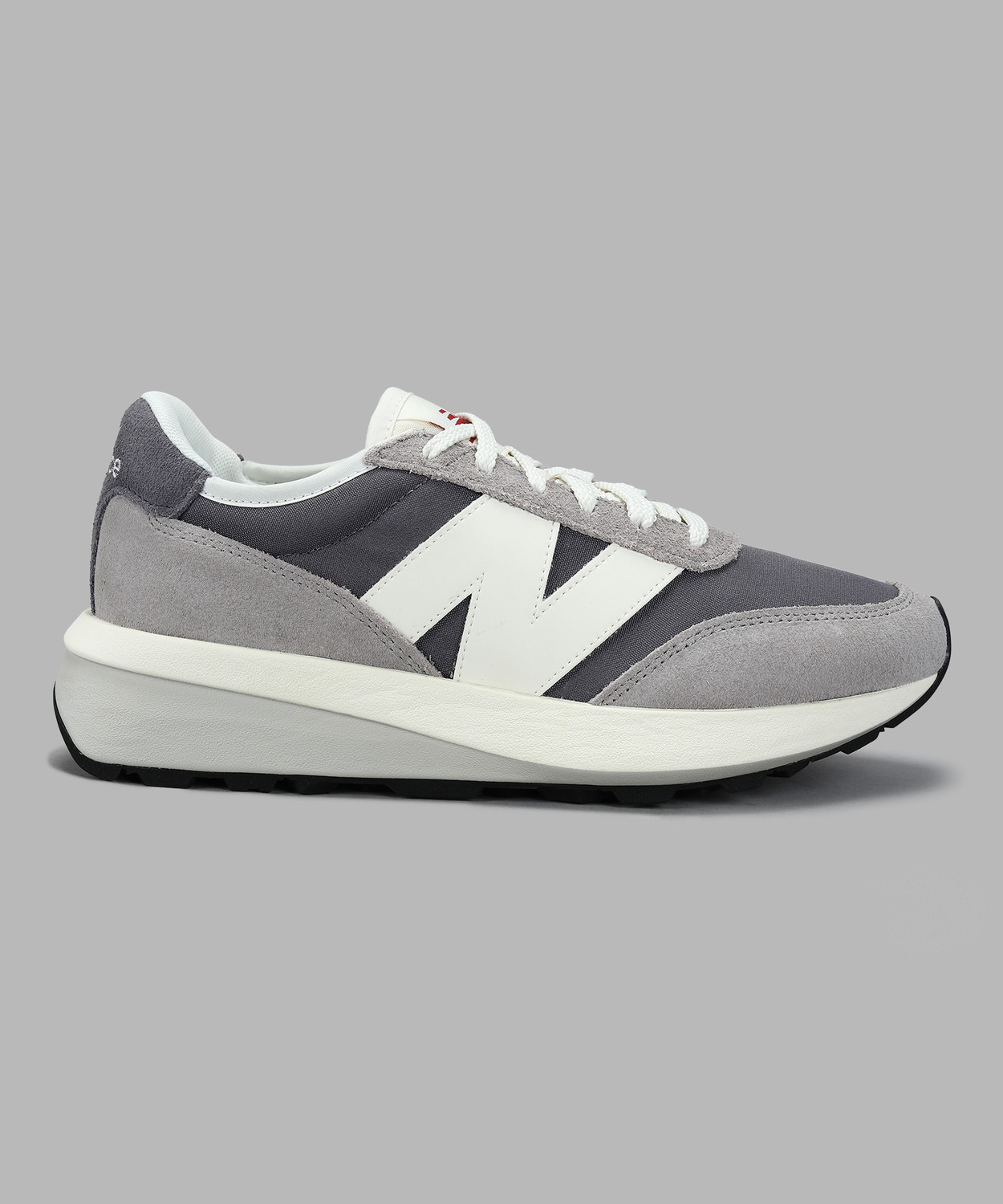 Image of New Balance 370 Sneakers For Men