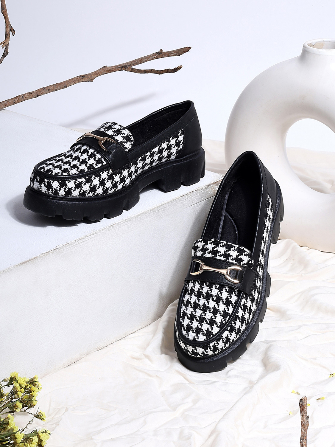Image of TRASE TRASE Casual Moccasin Style Loafers for Women Slip-On Design Loafers For Women