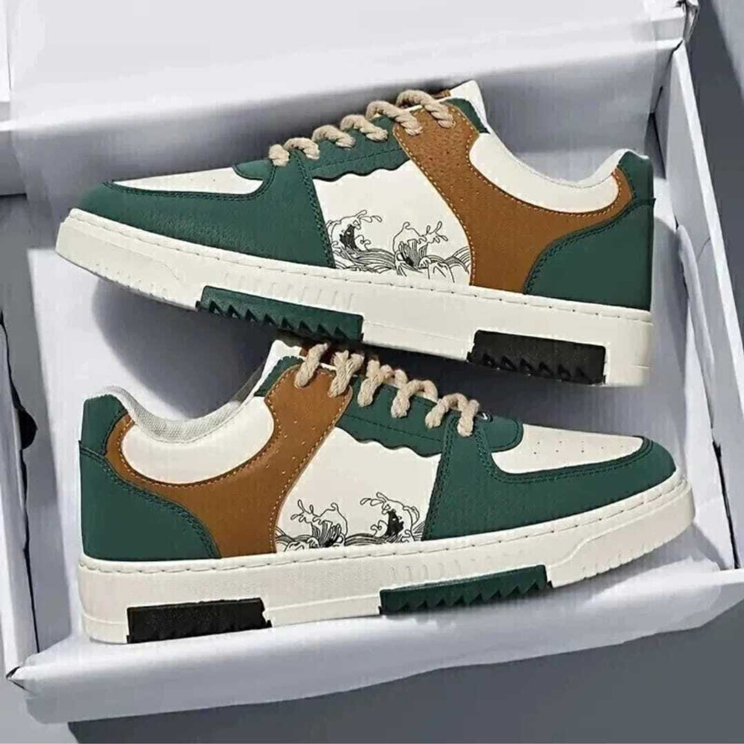 Image of LUVLEO Stylish Casual Shoes Men Lightweight Daily Use Sneakers Trendy College Outdoor Sneakers For Men