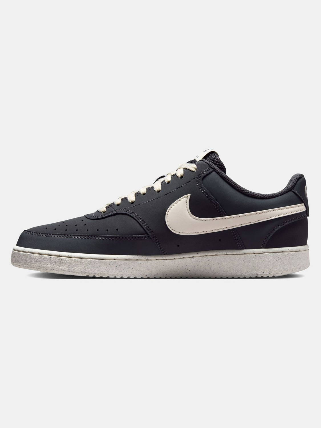 Image of NIKE COURT VISION LO V2 NBK Sneakers For Men