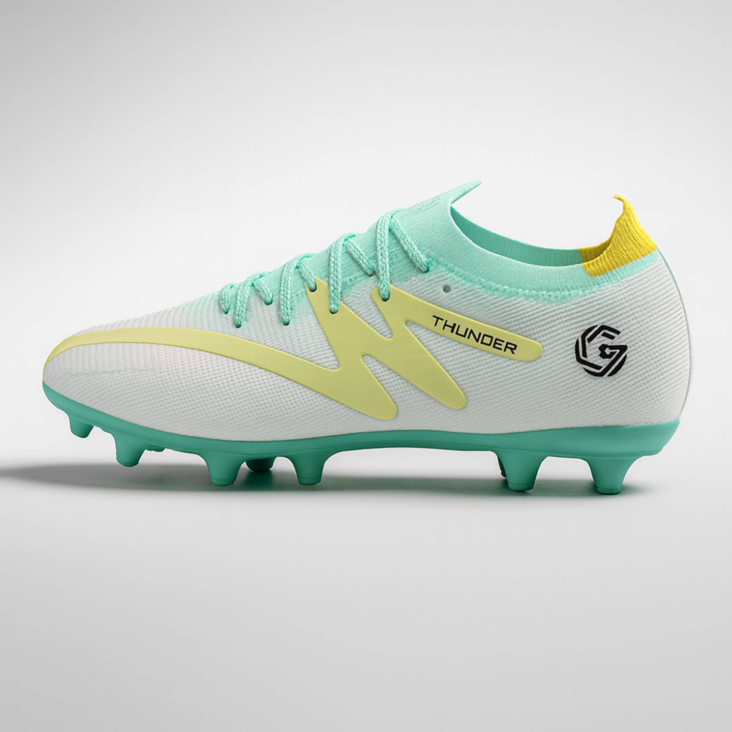 GOWIN THUNDER Football Shoes Men Green - Image 2