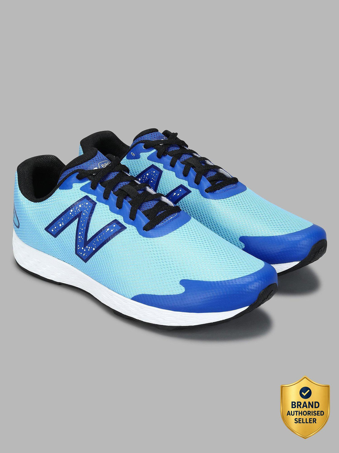 Image of New Balance 680 Running Shoes For Men