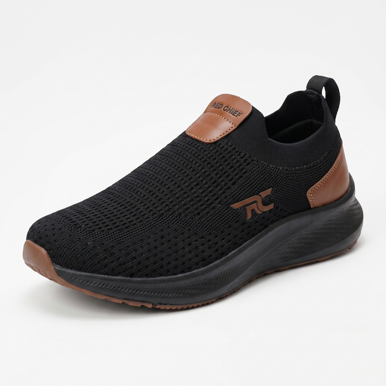 Image of RED CHIEF Slip-on Walking Shoes For Men