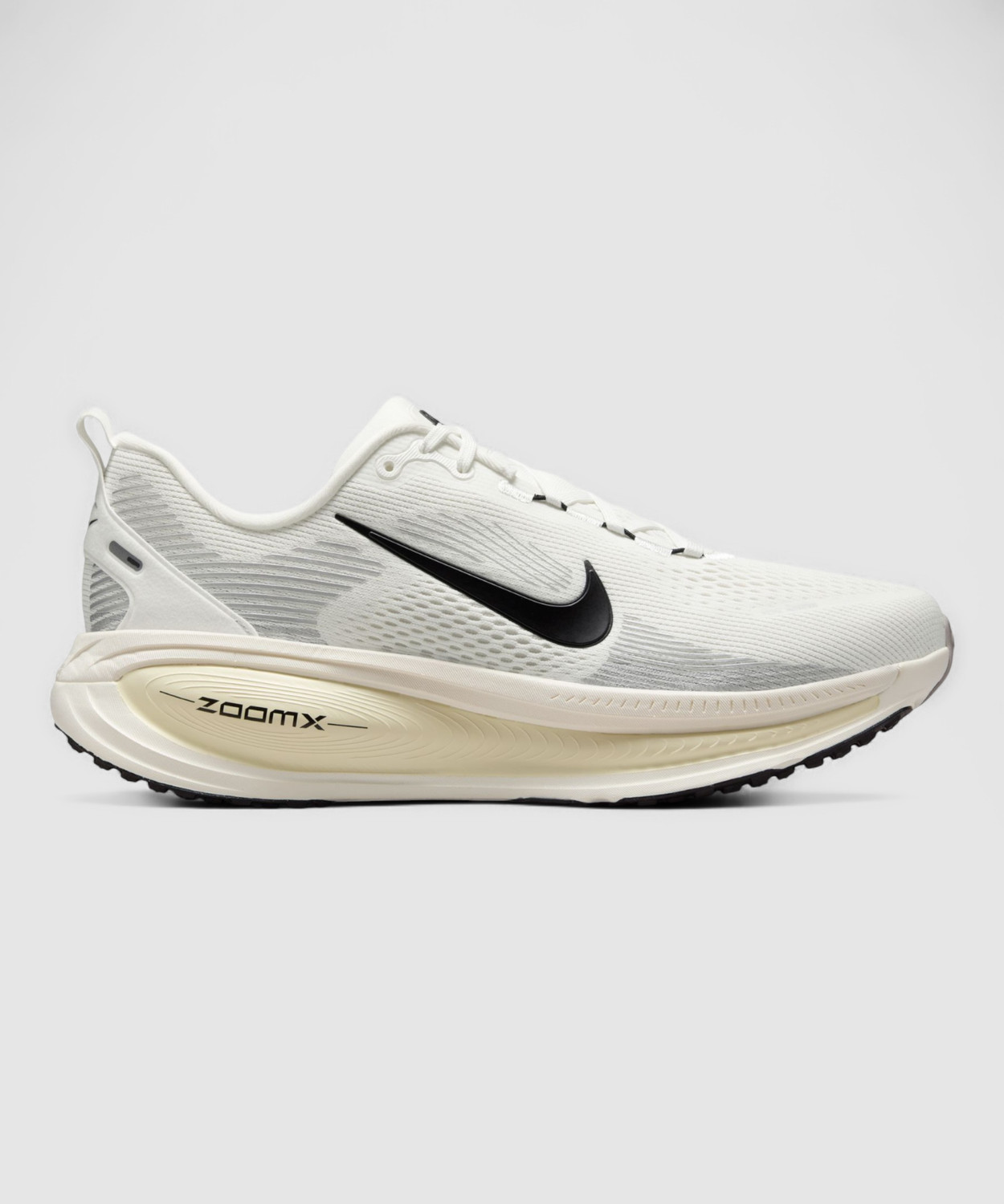 Image of NIKE VOMERO 18 Running Shoes For Men