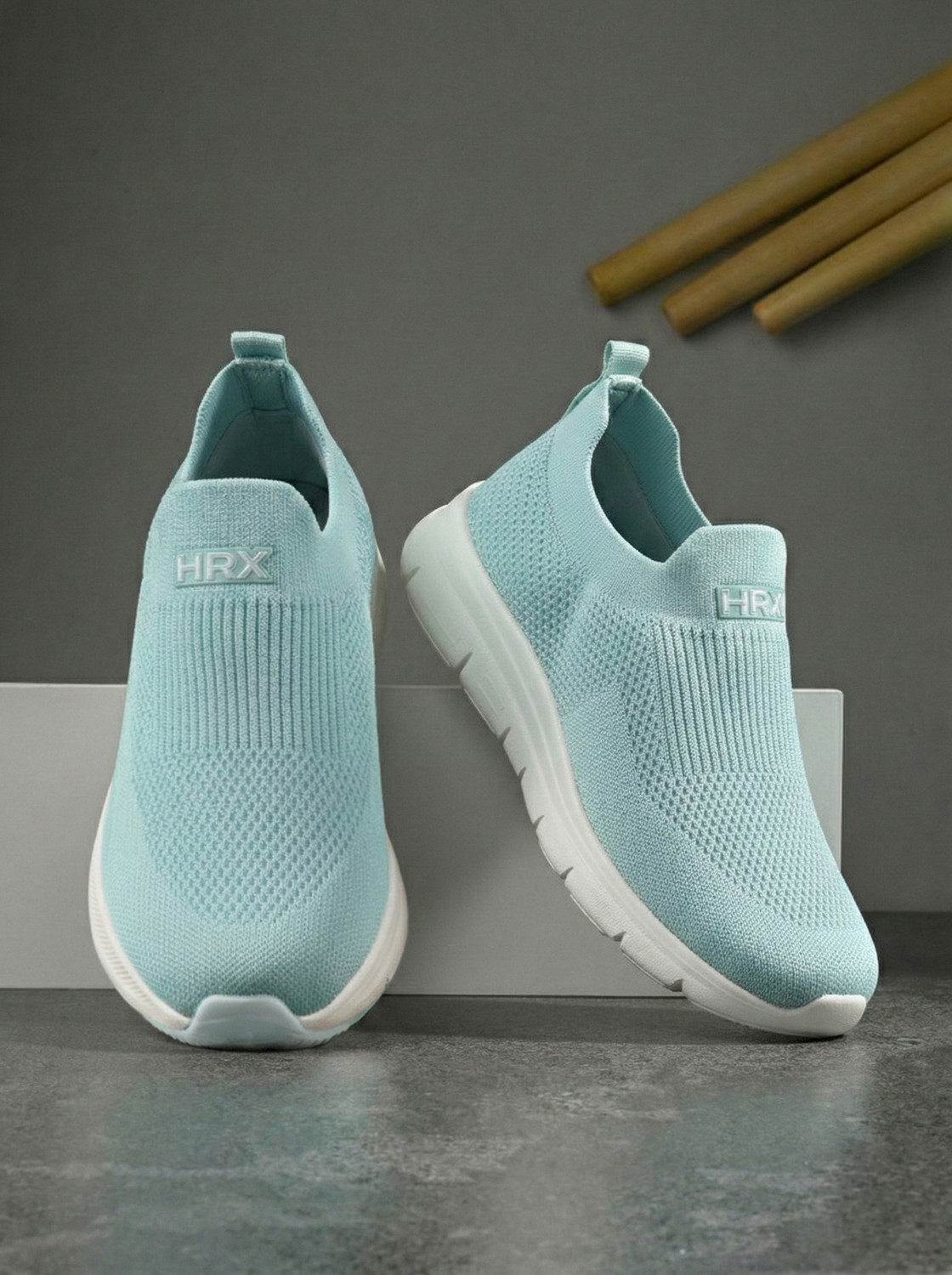 Image of HRX by Hrithik Roshan HRX by Hrithik Roshan Lightweight Slip-on, Slip On Sneakers For Women
