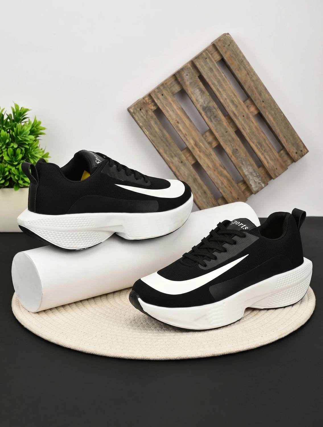 Twintoe Sports Shoes for Men Black - Image 1