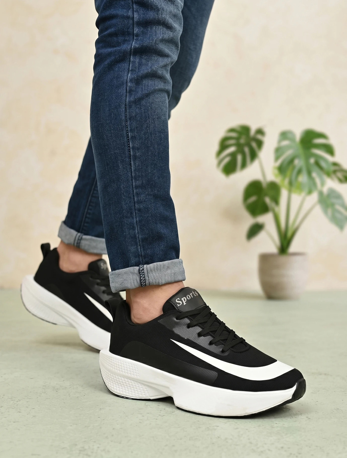 Image of Twintoe Sports Shoes for Men Sneakers For Unisex
