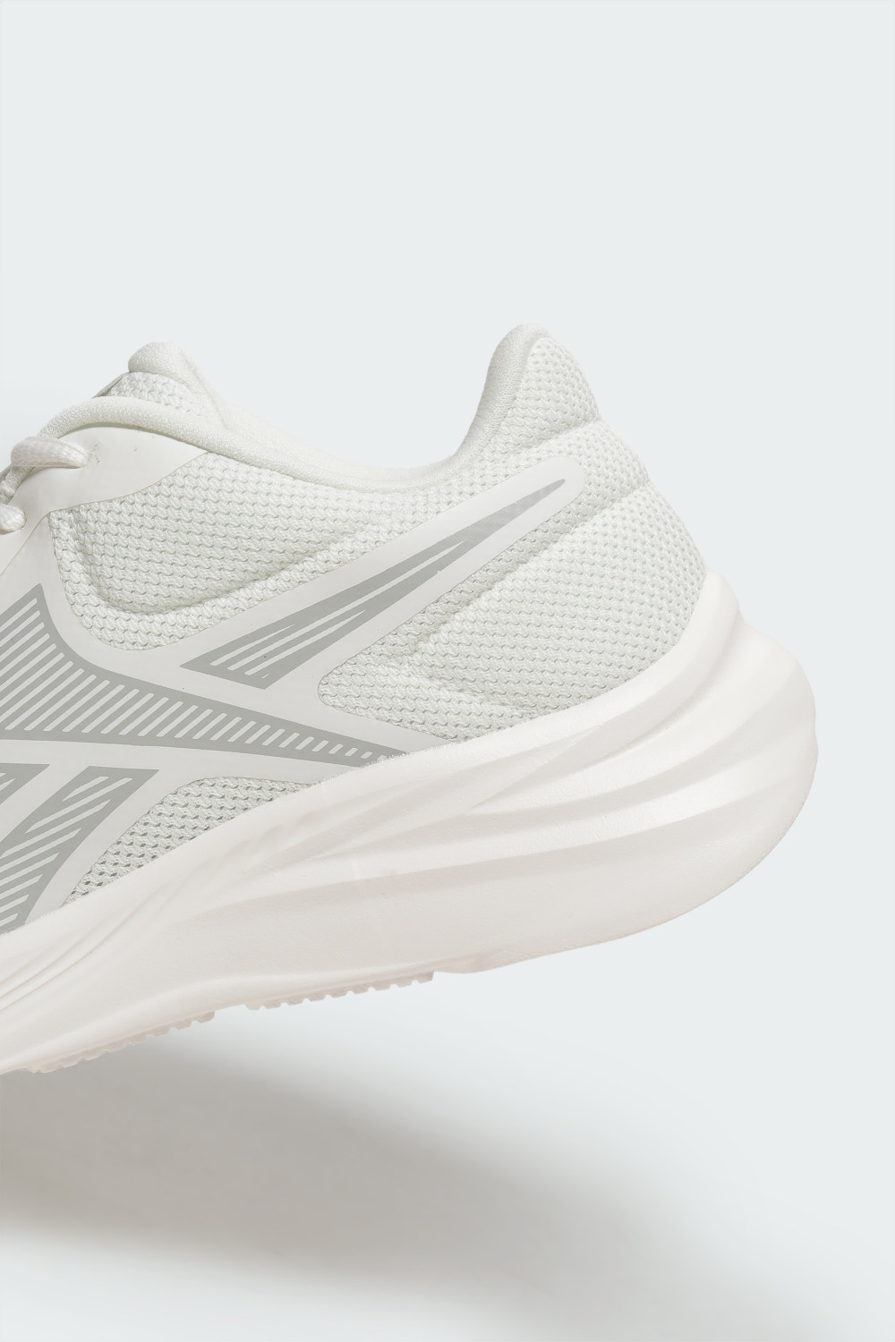 Image of REEBOK FLYLITE XPRESS Walking Shoes For Men (Off White, 8)