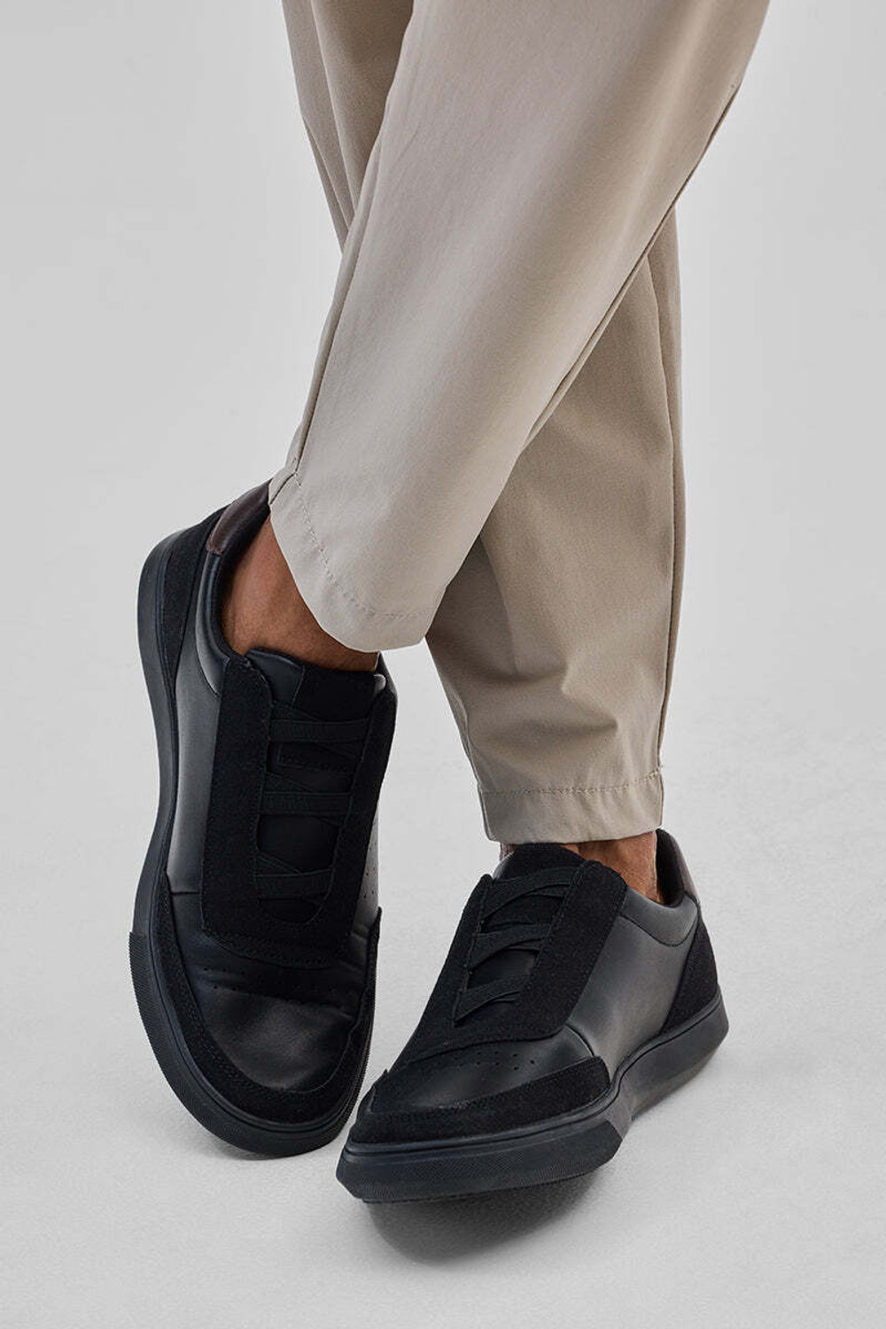 Image of Snitch Black Solid Sneakers Sneakers For Men