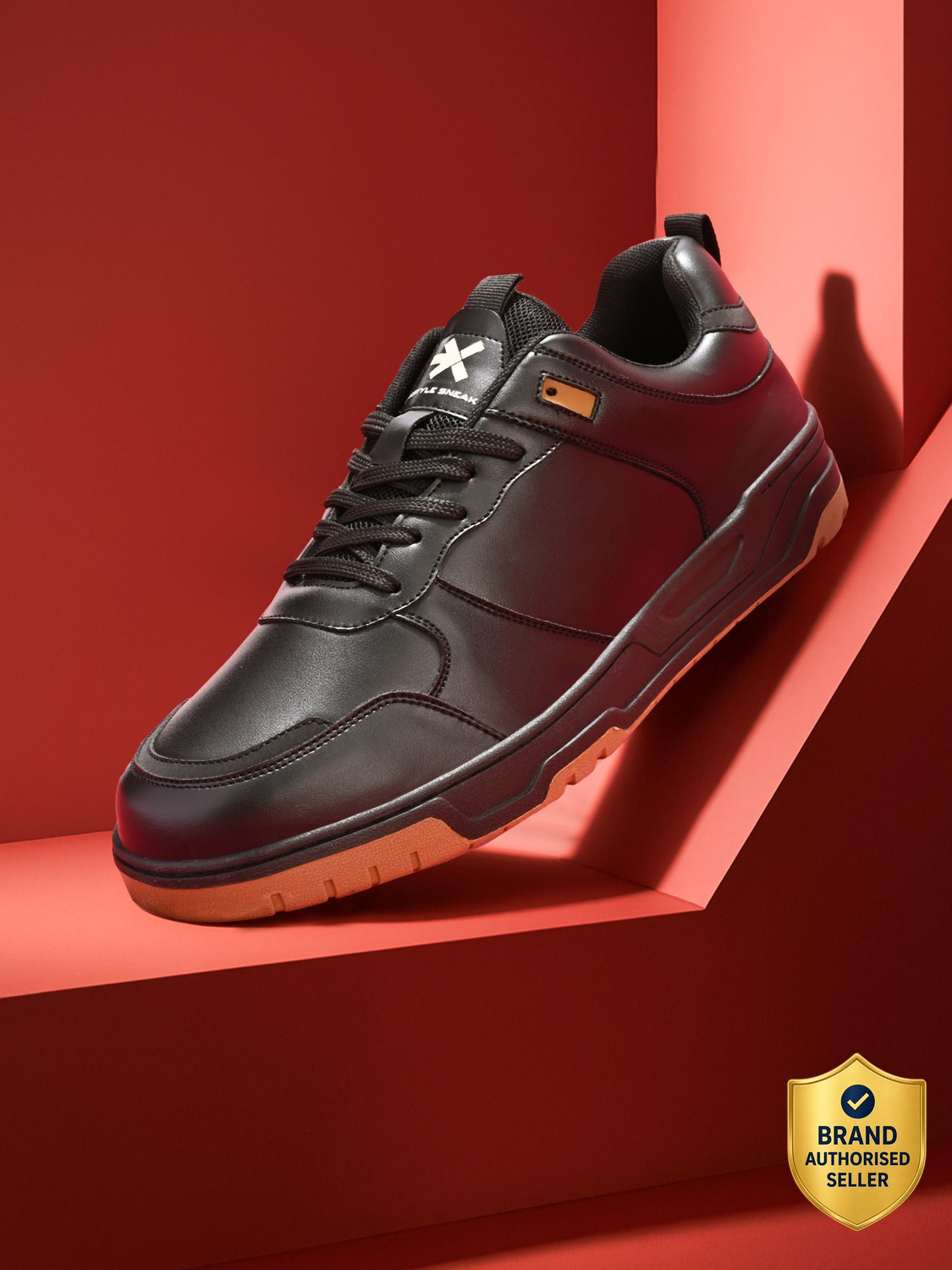 Image of HRX by Hrithik Roshan Men tube sneakers Sneakers For Men