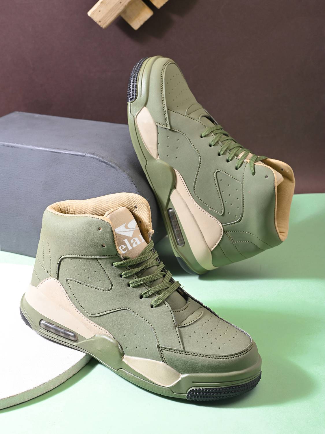 Velarro Casual Sneakers For Men Green - Image 1