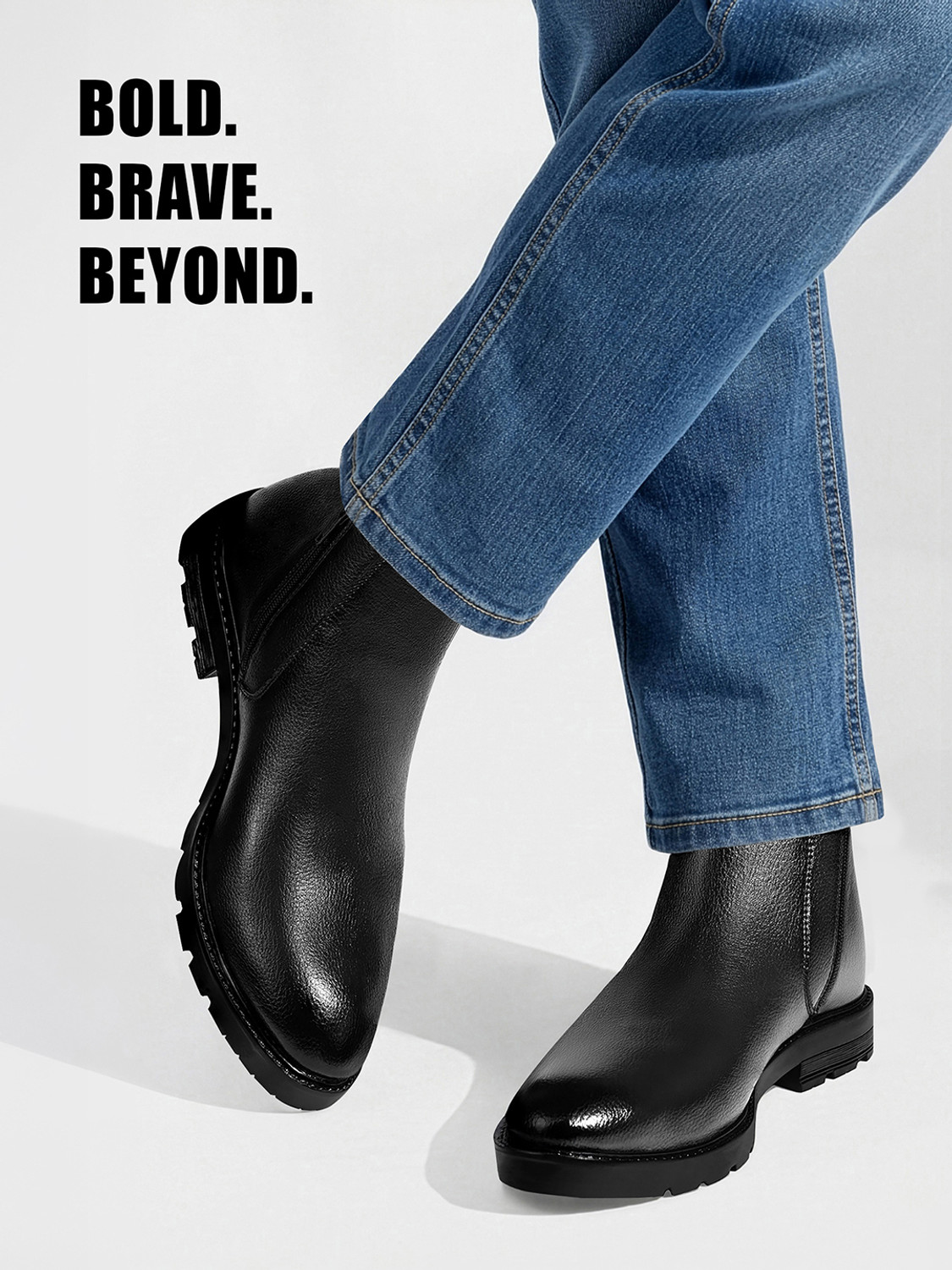 Image of LOUIS STITCH Men's Charcoal Black Mid-Top Slip-On, The Executive Chelsea Boots, LSBT-WBNDCHCL Boots For Men
