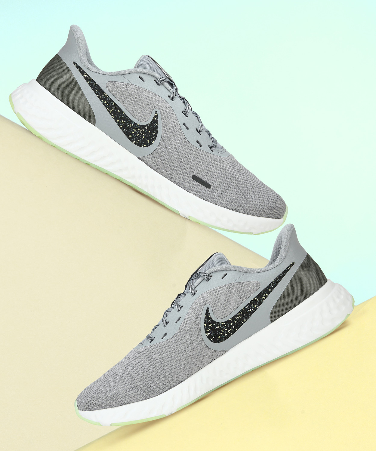 nike revolution 5 flipkart