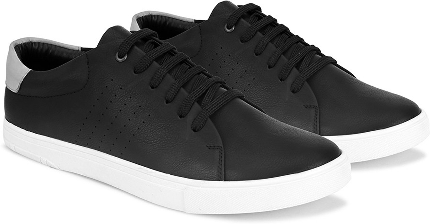 Image of Roadster Sneakers For Men