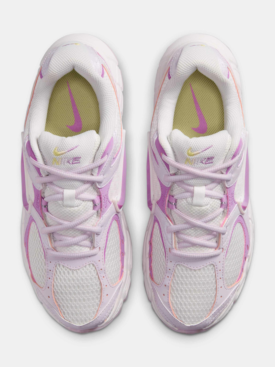 Image of NIKE V5 RNR Sneakers For Women