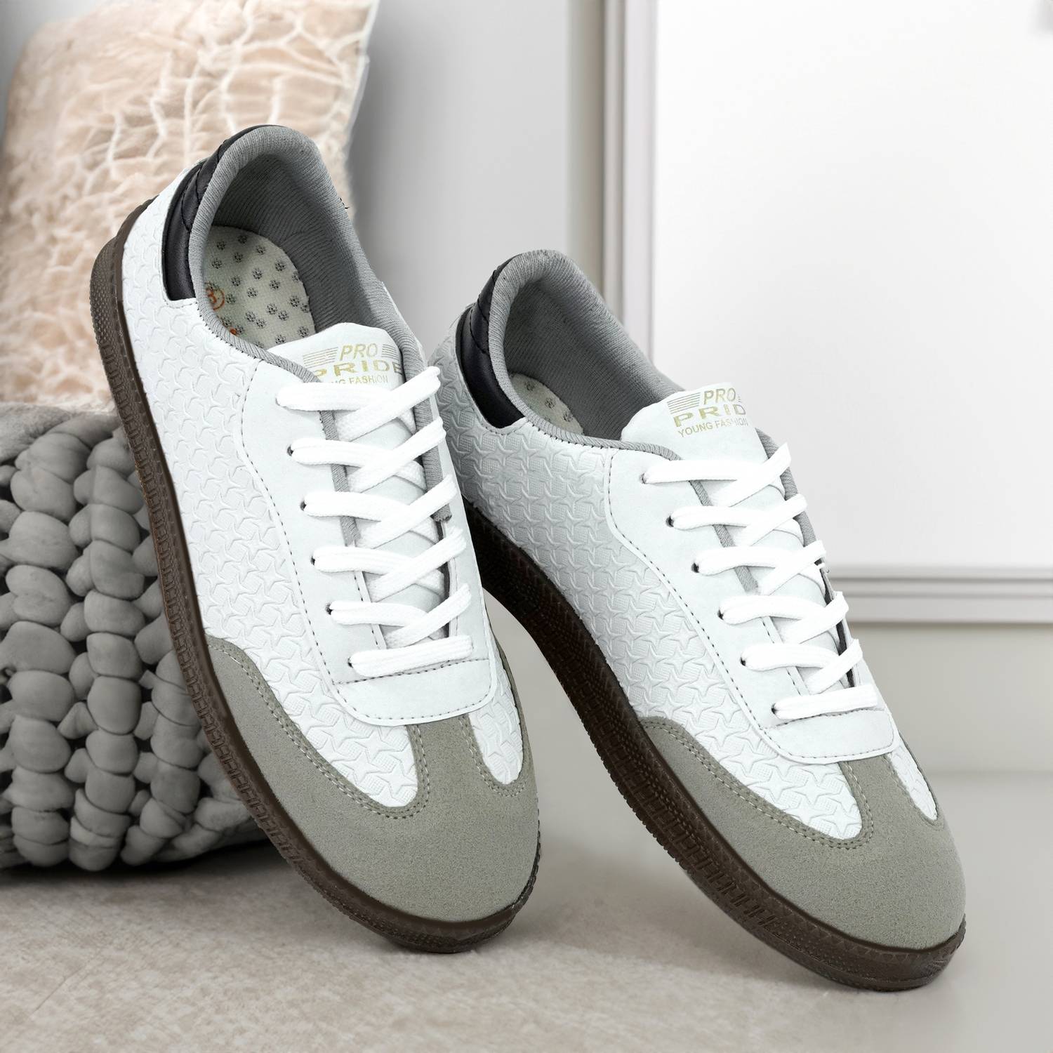 PROPRIDE Young Fashion Men's White Sneakers - Image 1