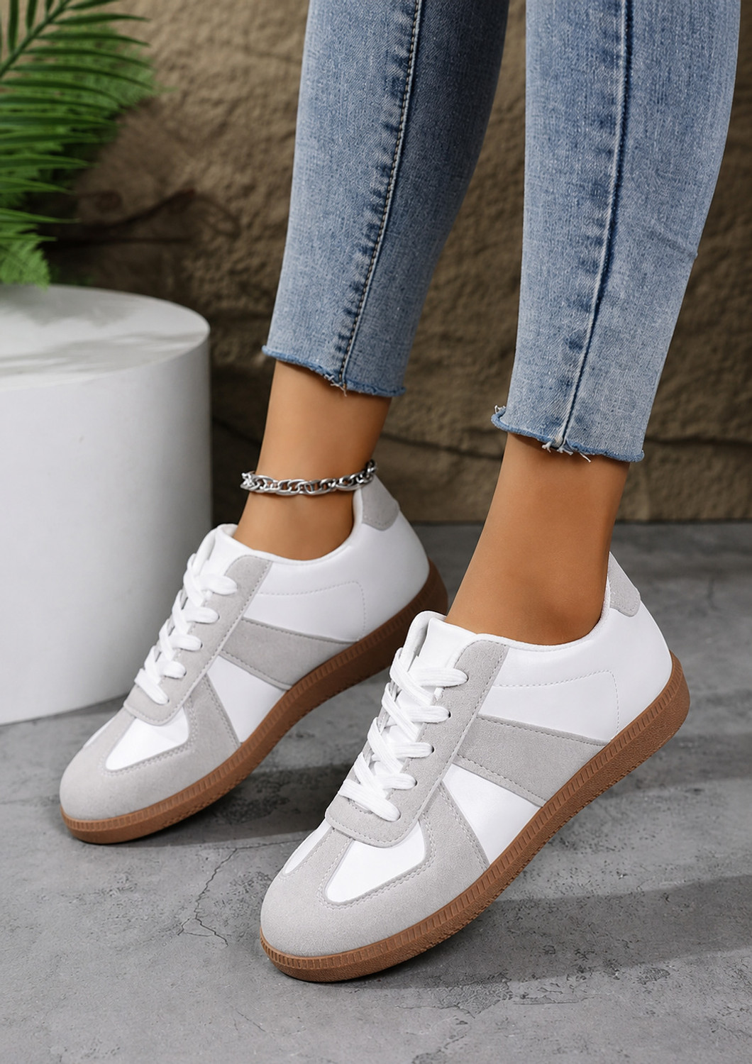 Image of Sender colorblock white sneakers for women Sneakers For Women (White, 4)
