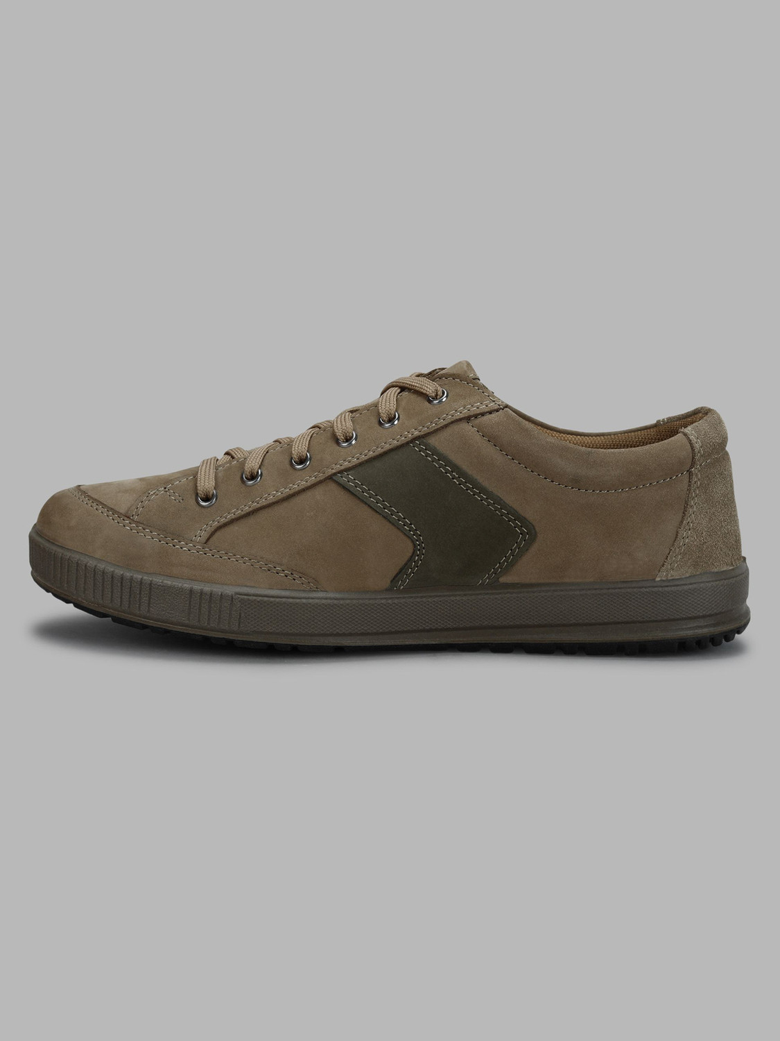 Image of WOODLAND Lace Up Lightweight Breathable Comfortable Daily Use Casuals For Men