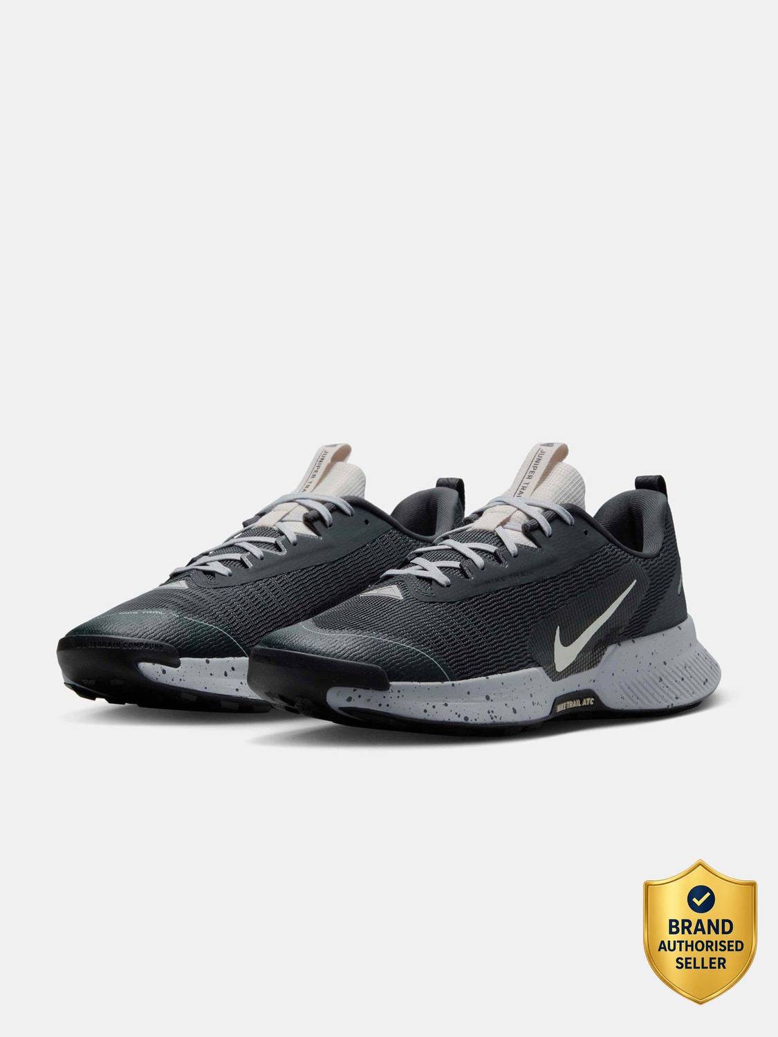 NIKE Juniper Trail 3 Running Shoes for Men, Gray