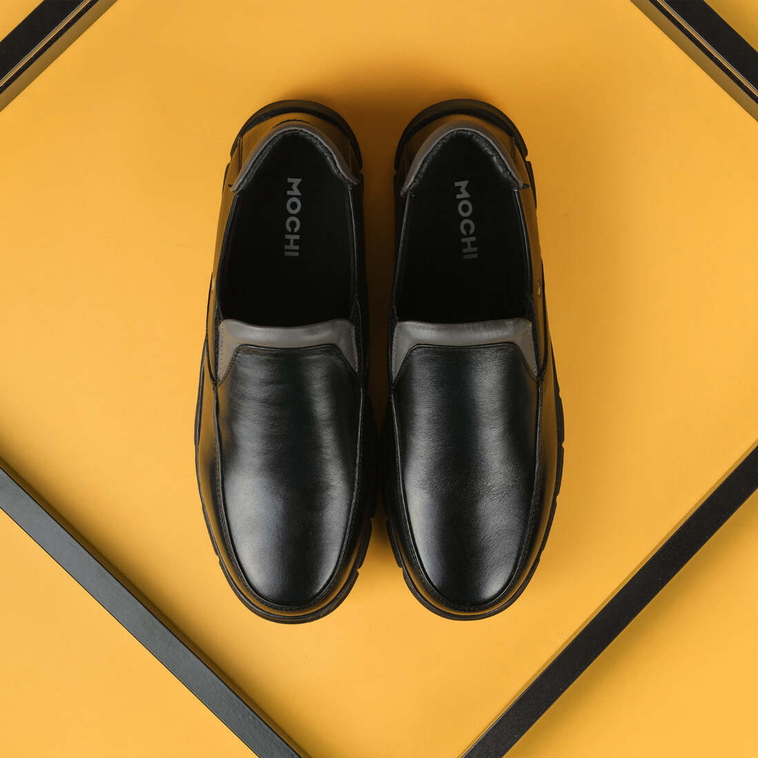 Image of MOCHI 19-654 Slip On For Men