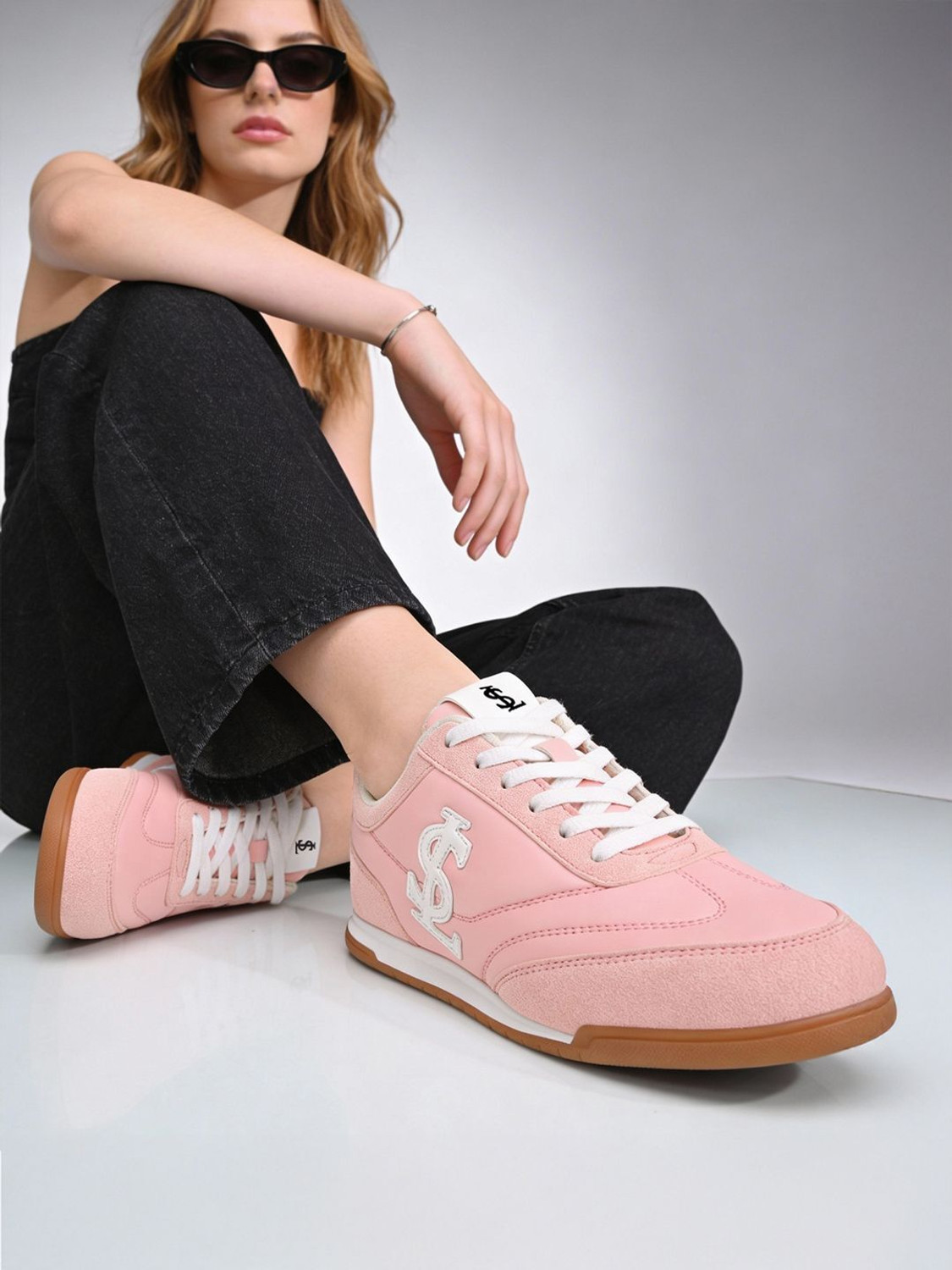 Image of LOUIS STITCH Blossom Pink Casual Sneakers, Women's Lightweight Lace-Up Shoes, LSD-SNK-NBL Sneakers For Women