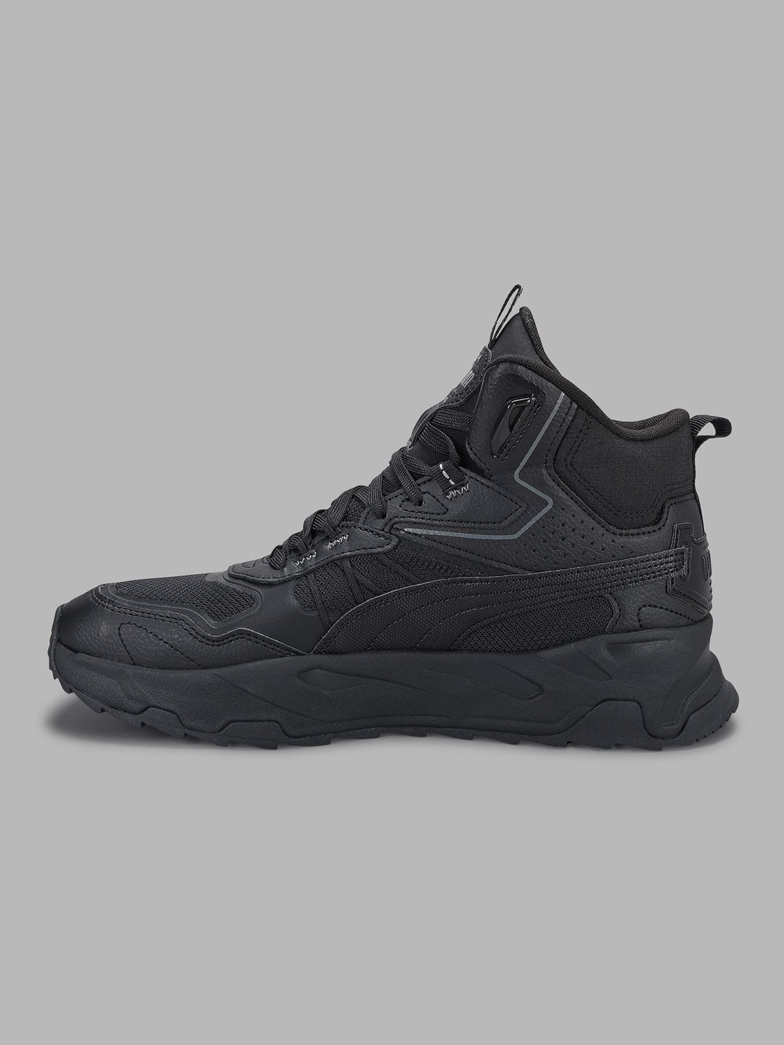 Image of PUMA Trinity Mid Hybrid Sneakers For Men