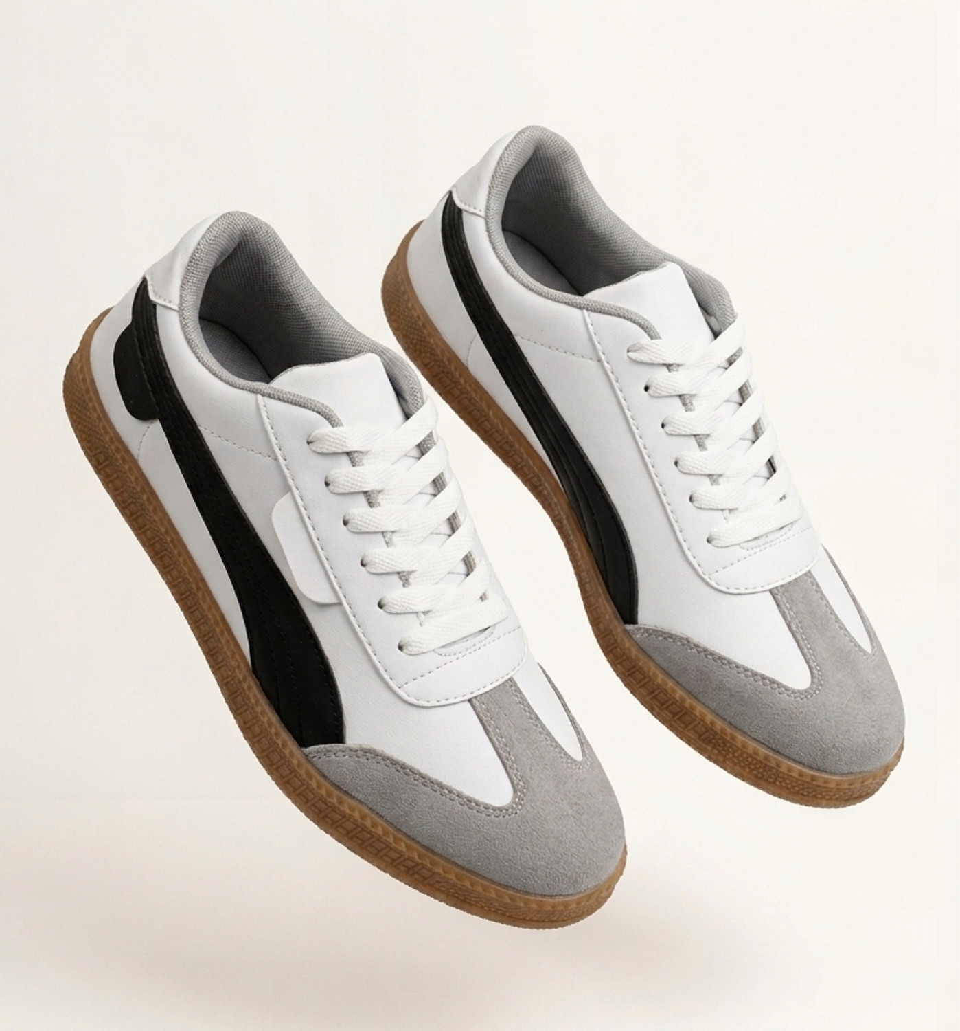Image of house of common Badminton Shoes For Men