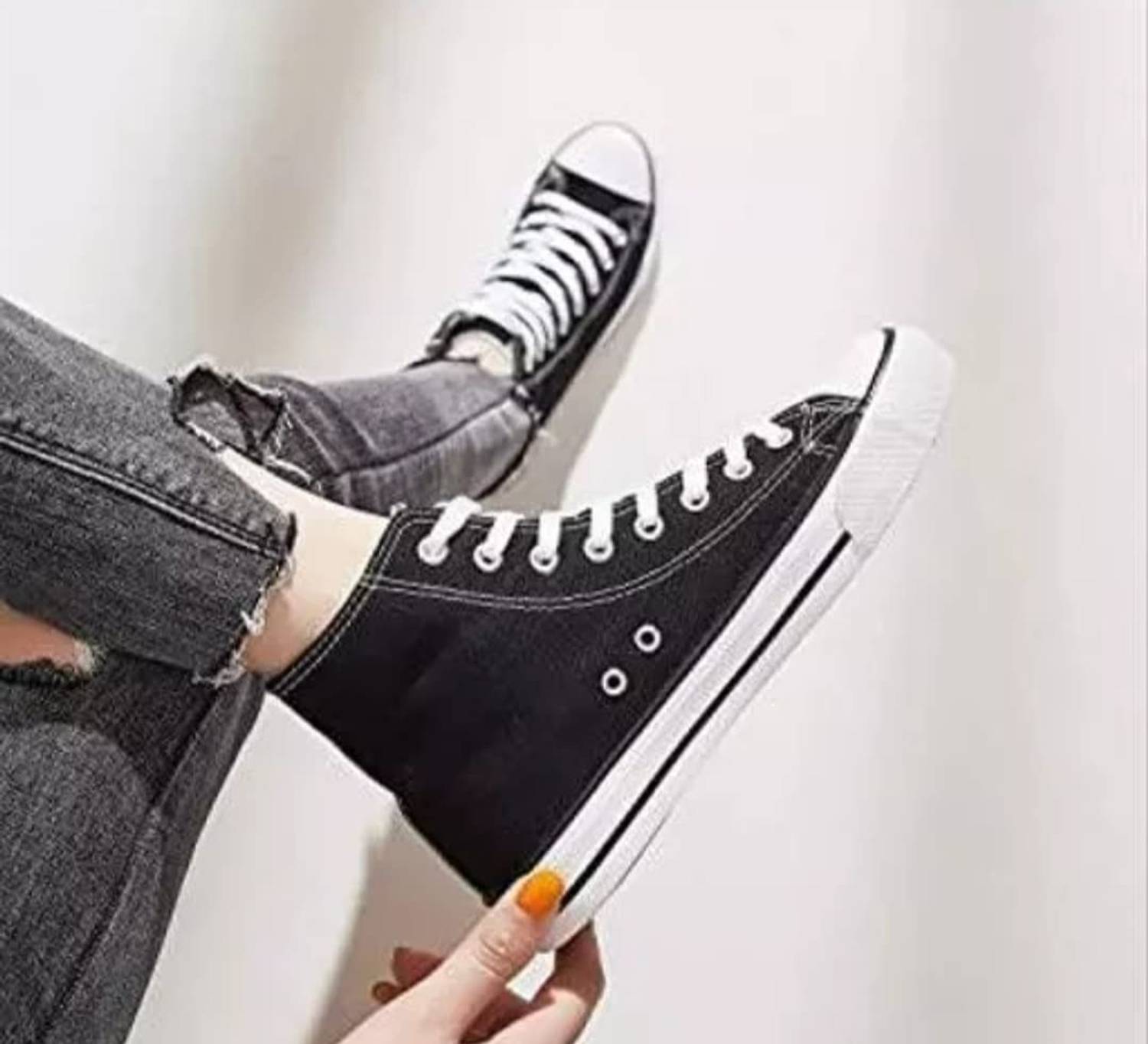 ALKERA High Tops Unisex Black - Image 5