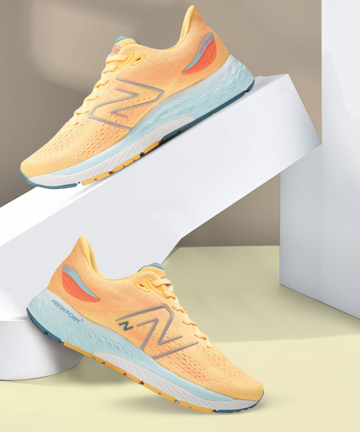 Image of New Balance 880 Running Shoes For Men