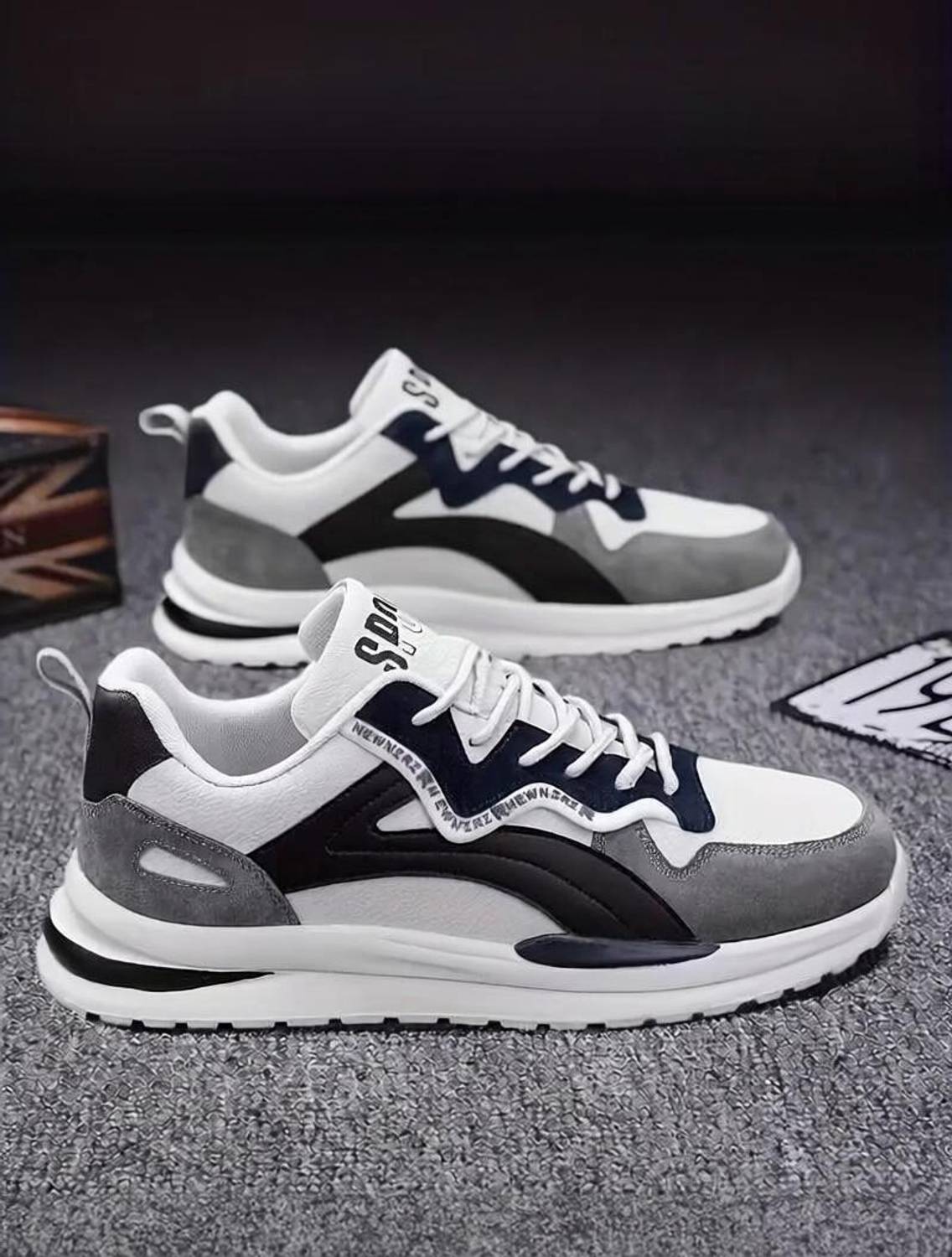 Echor Men's White Casual Sneakers - Image 1