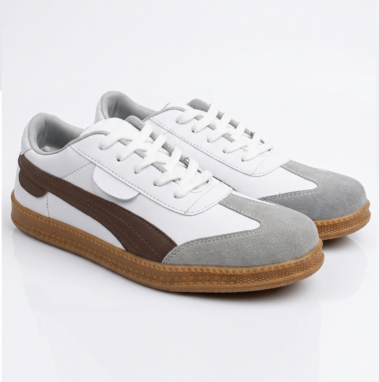 Image of house of common Badminton Shoes For Men