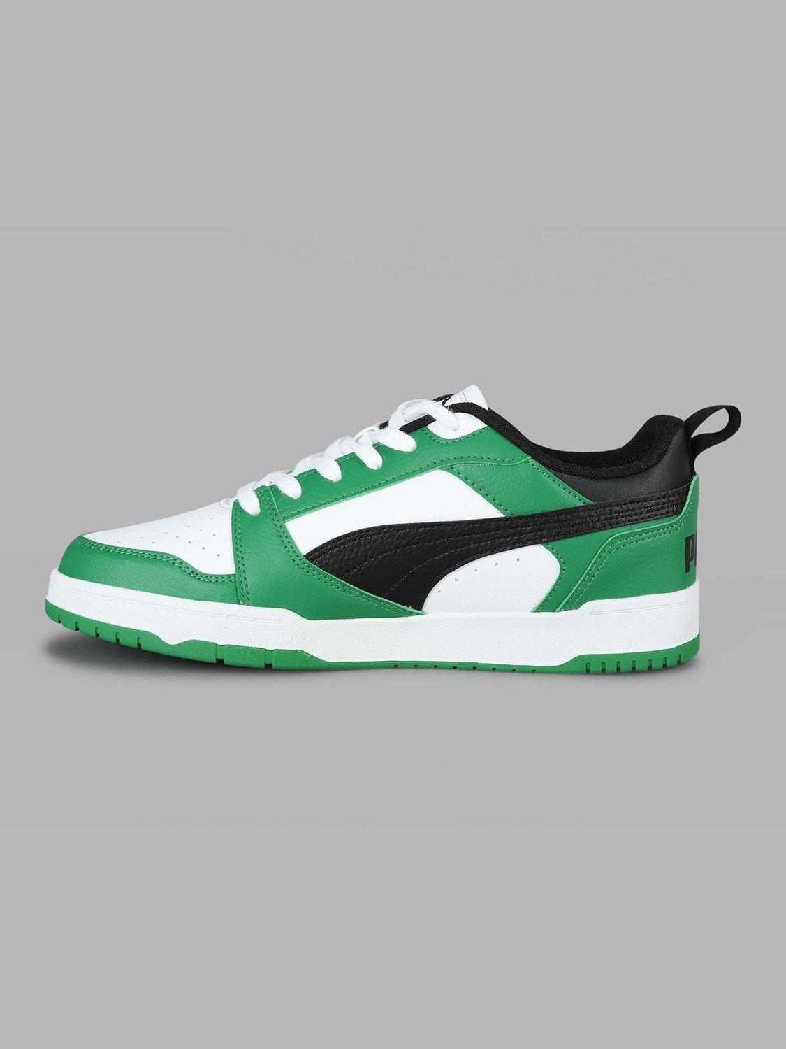 Image of PUMA Evoke V6 Low Sneakers For Men