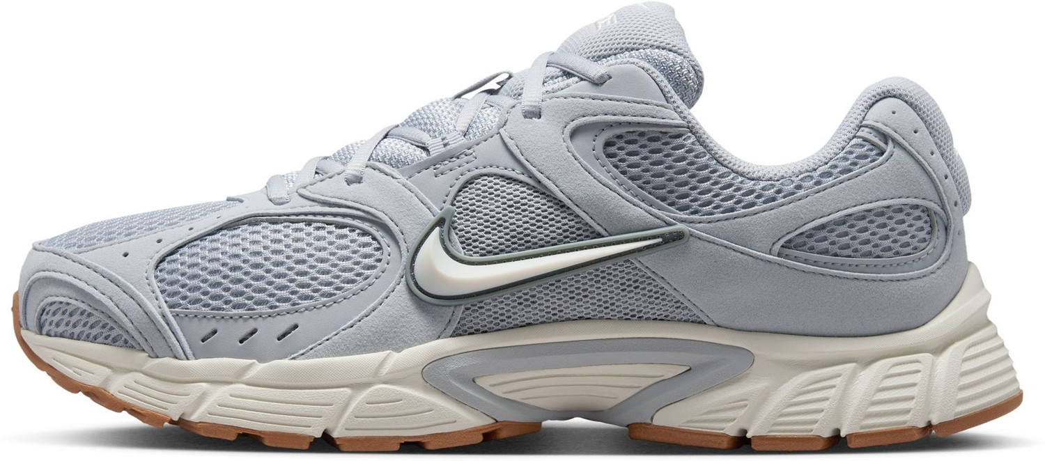 Image of NIKE V5 RNR Sneakers For Men