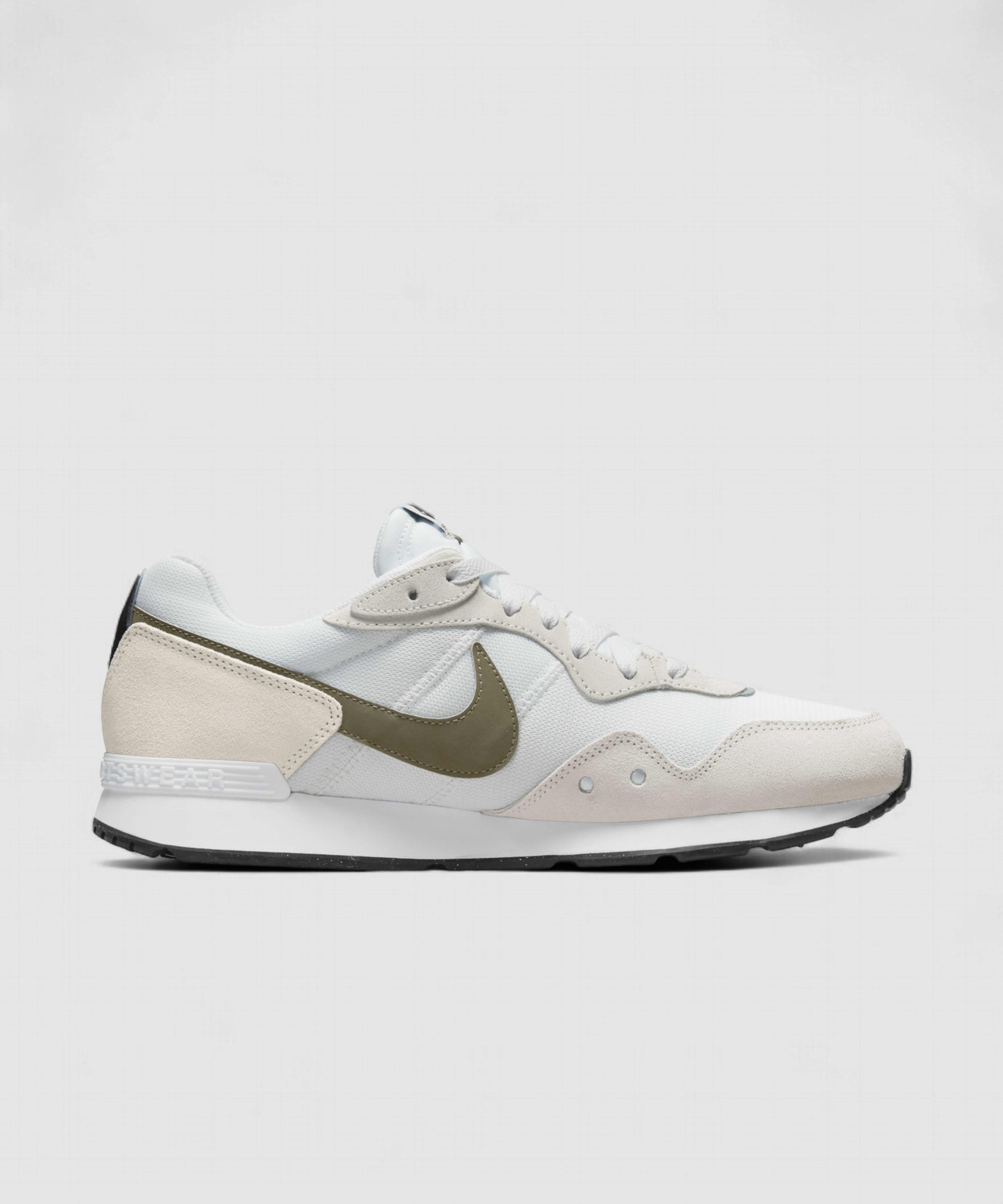 men's venture runner sneakers