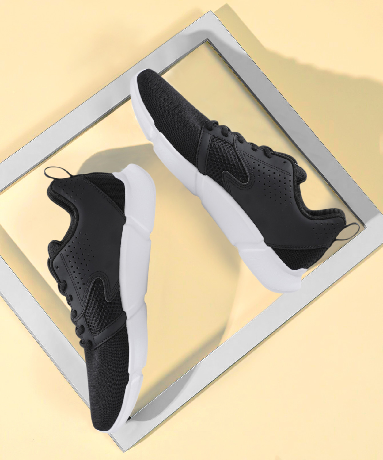 Image of PUMA INTERFLEX Modern Running Shoes For Men