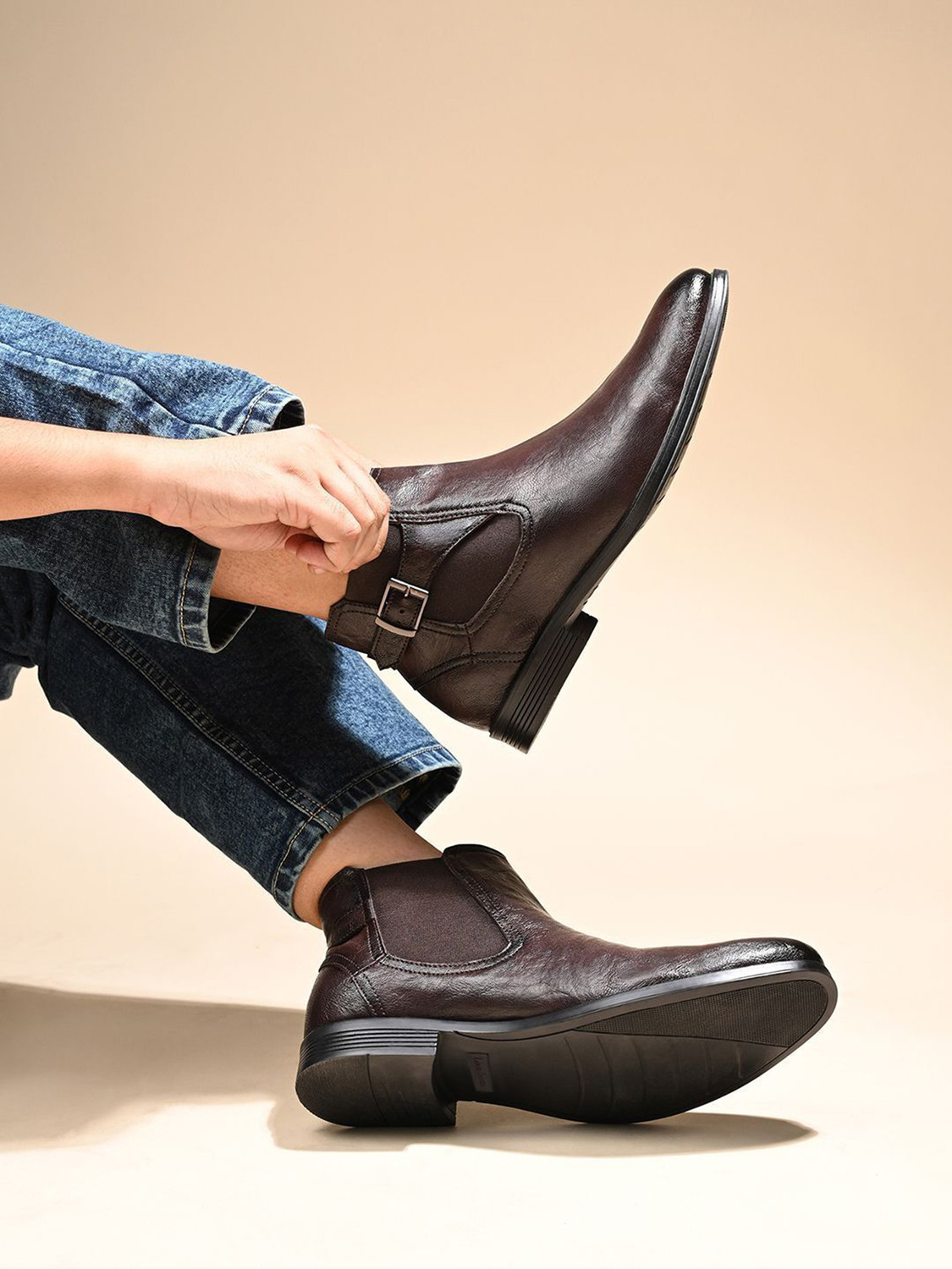 Image of LOUIS STITCH Boots For Men
