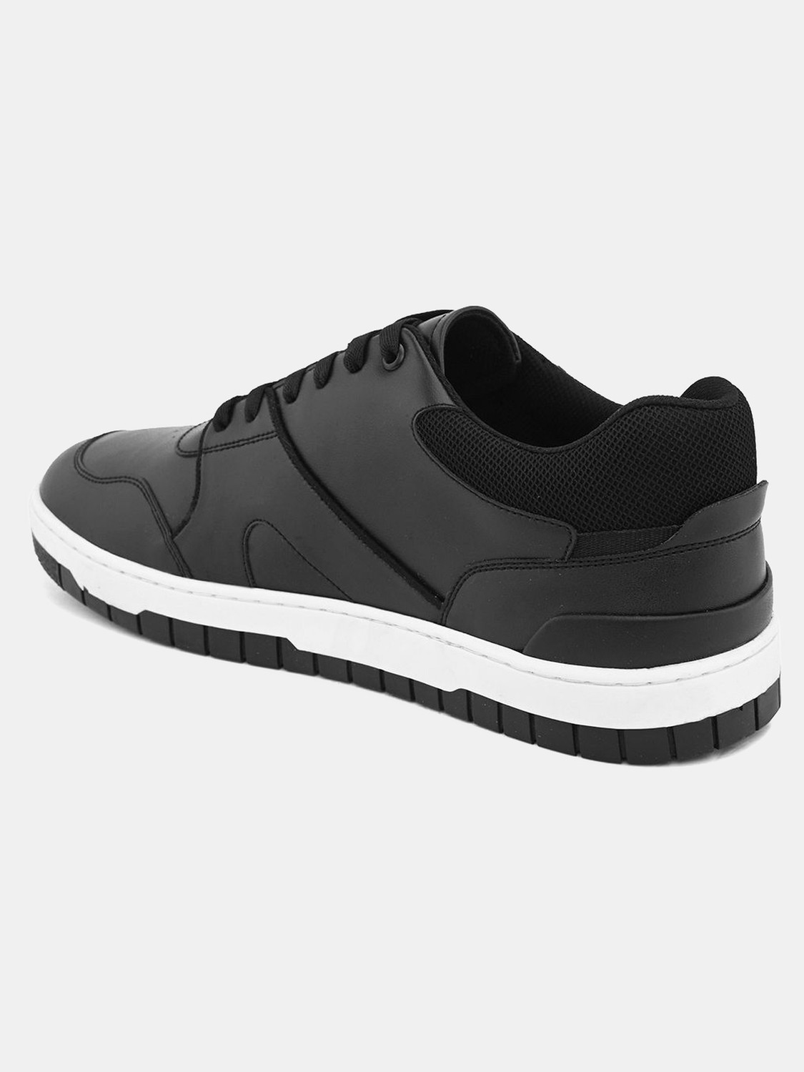 Image of HRX by Hrithik Roshan Sneakers For Men (Black, 10)