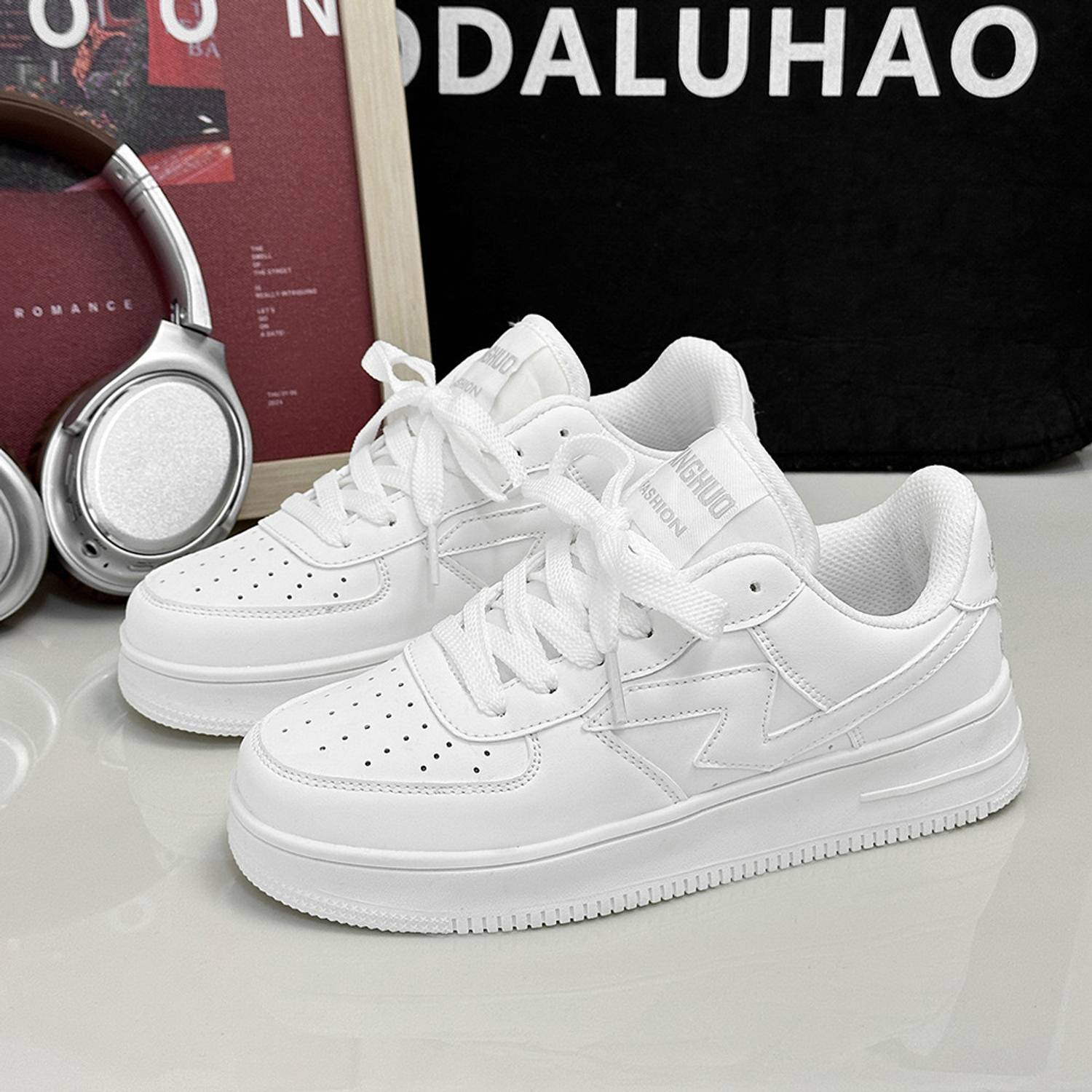 Fition Trendy Casual White Sneakers For Men - Image 4