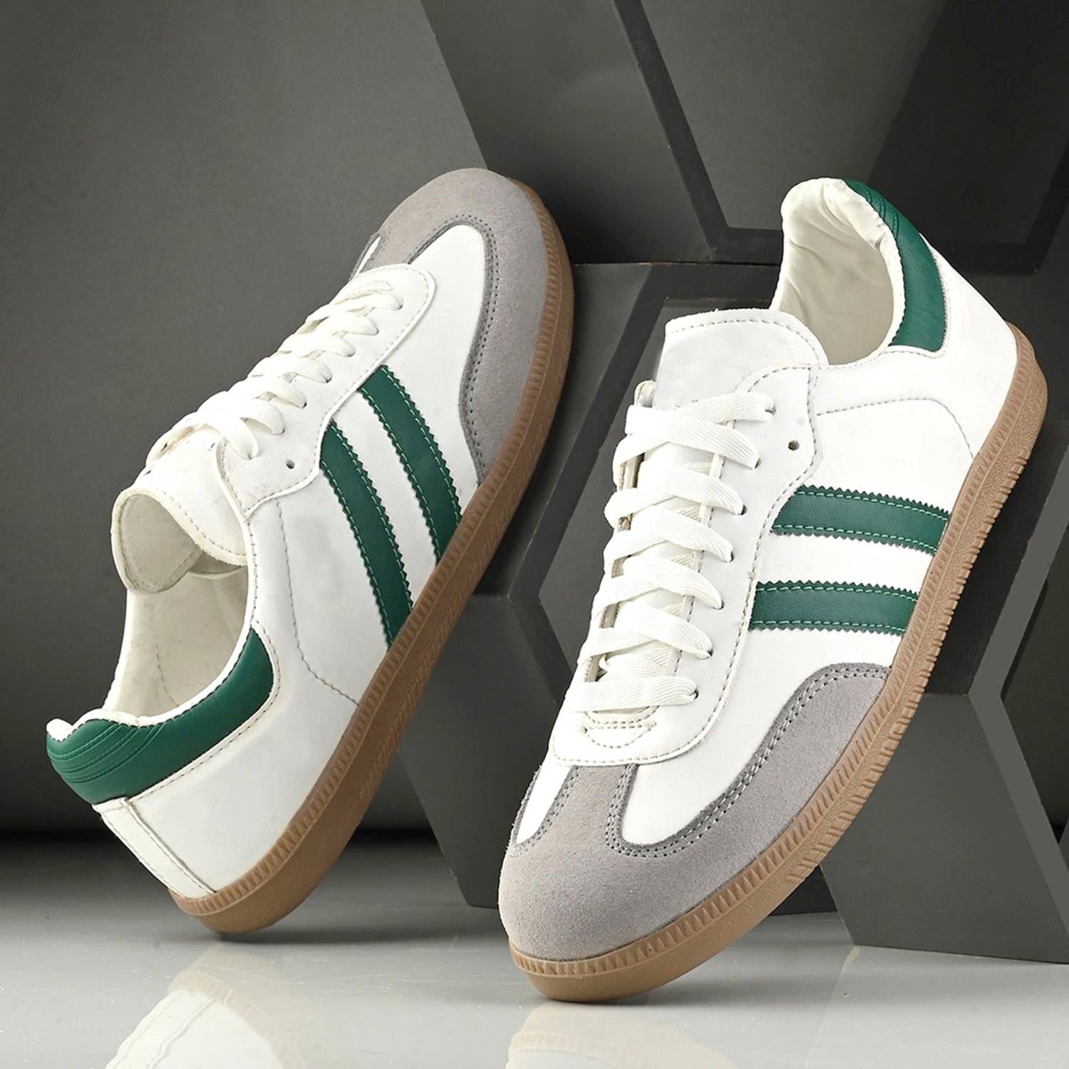 overstar Men's White Sneakers - Image 4